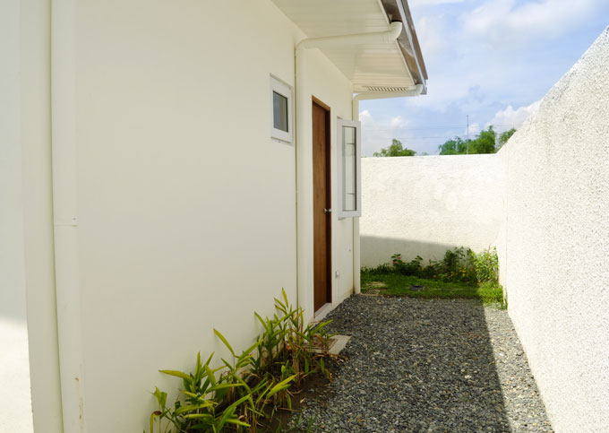 FOR SALE: House Tarlac 6