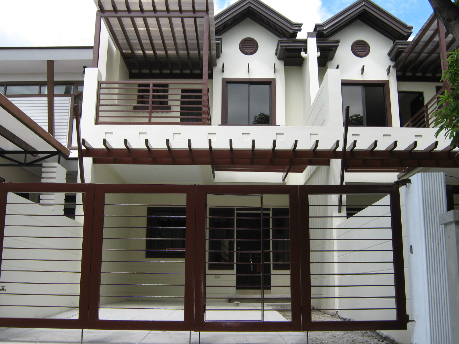 FOR SALE: House Manila Metropolitan Area > Paranaque