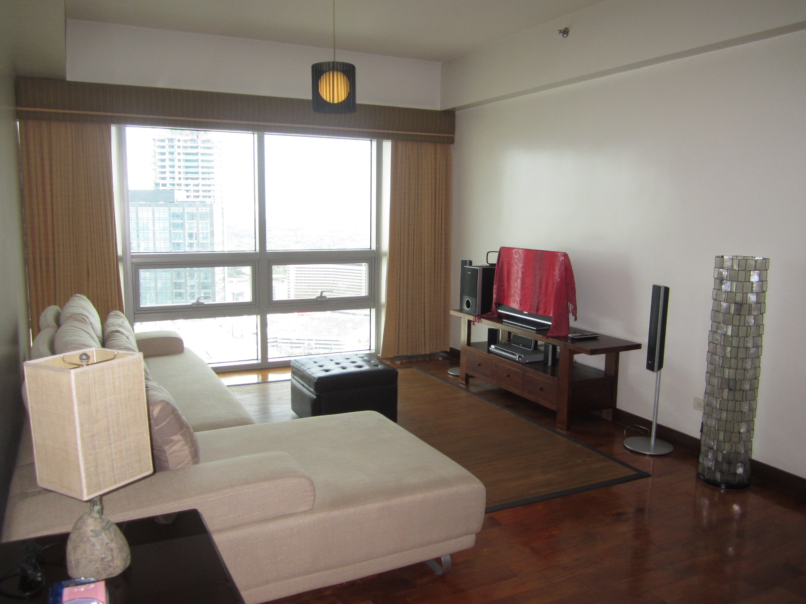 FOR RENT / LEASE: Apartment / Condo / Townhouse Manila Metropolitan Area > Makati