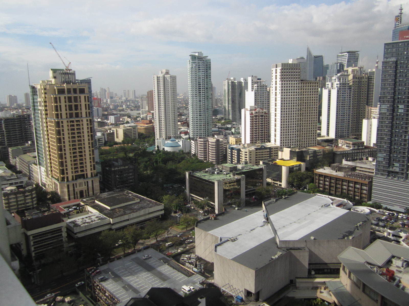 FOR RENT / LEASE: Apartment / Condo / Townhouse Manila Metropolitan Area > Makati 1