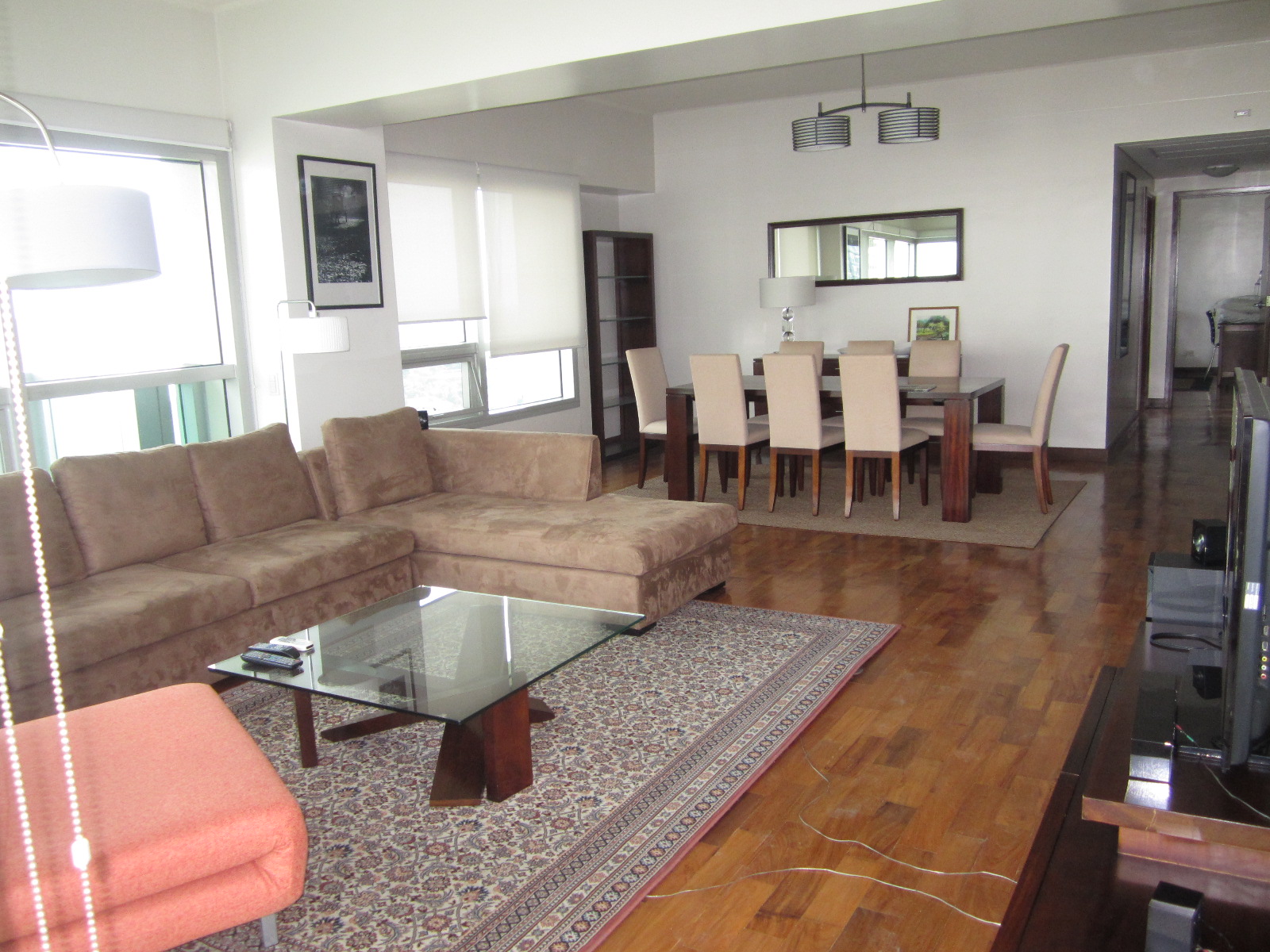 FOR RENT / LEASE: Apartment / Condo / Townhouse Manila Metropolitan Area > Makati 5