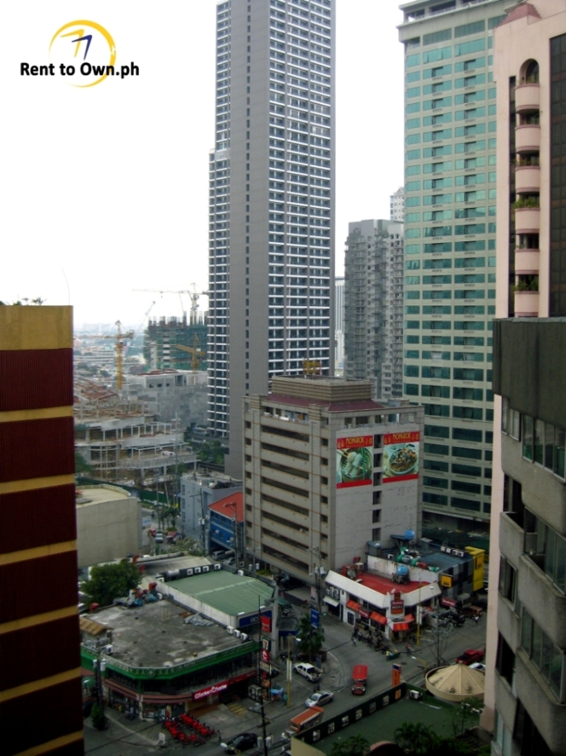 View from Unit - http://www.renttoown.ph