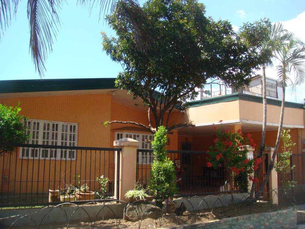 FOR RENT / LEASE: House Manila Metropolitan Area > Las Pinas