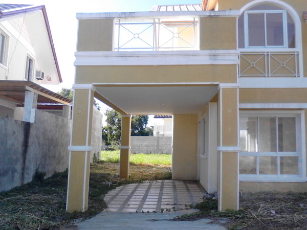 FOR SALE: House Cavite 12