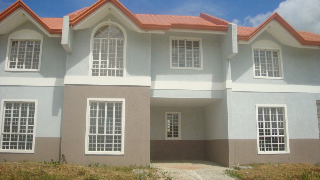 FOR SALE: Apartment / Condo / Townhouse Cavite 1