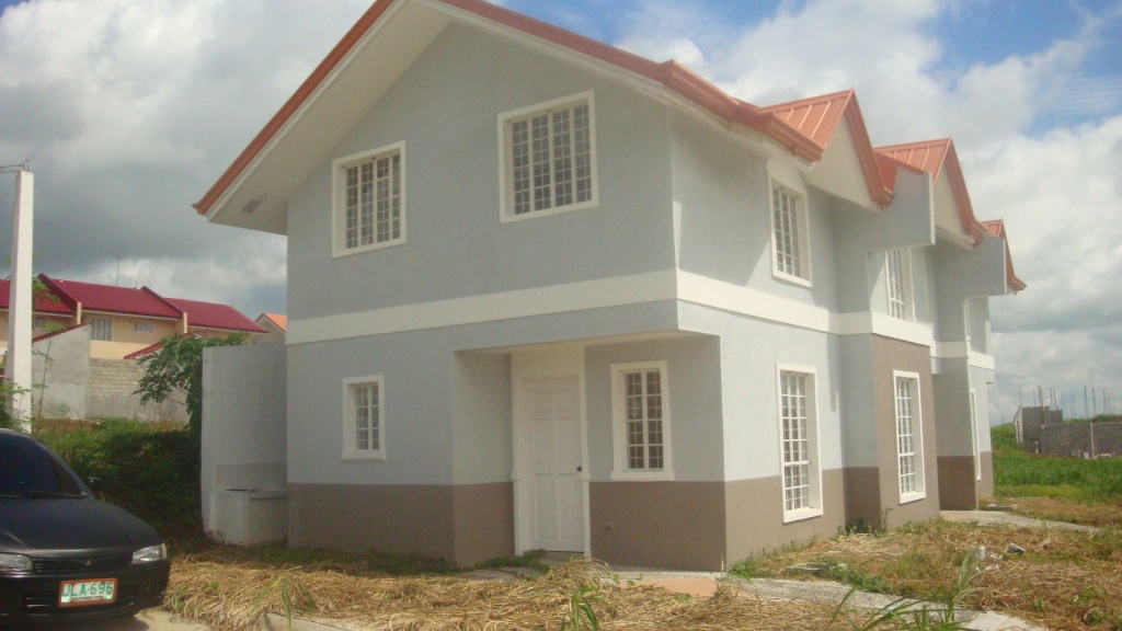 FOR SALE: Apartment / Condo / Townhouse Cavite 2