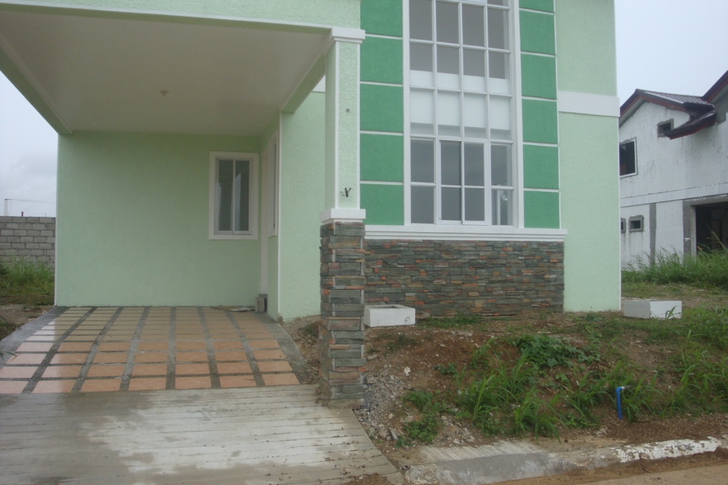 FOR SALE: House Cavite 6