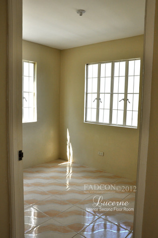 FOR SALE: Apartment / Condo / Townhouse Cavite 4