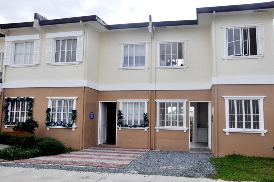 FOR SALE: House Cavite > Imus 1