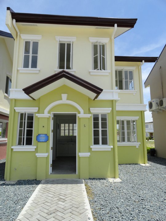 FOR SALE: House Cavite > Imus 1