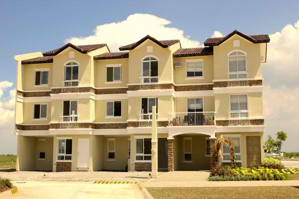 FOR SALE: Apartment / Condo / Townhouse Cavite > Bacoor 1