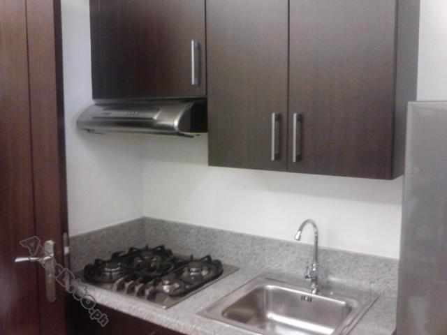 FOR SALE: Apartment / Condo / Townhouse Manila Metropolitan Area > Makati 3