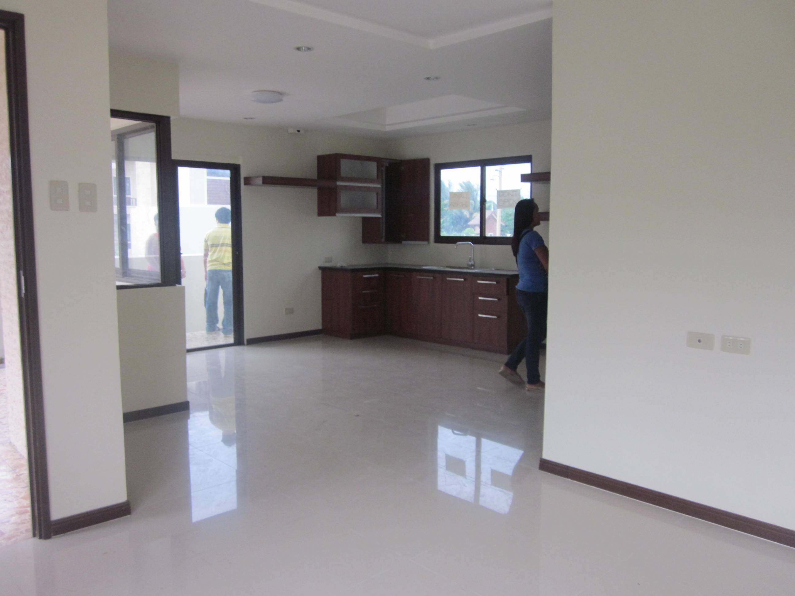 FOR SALE: House Davao >Davao City 3