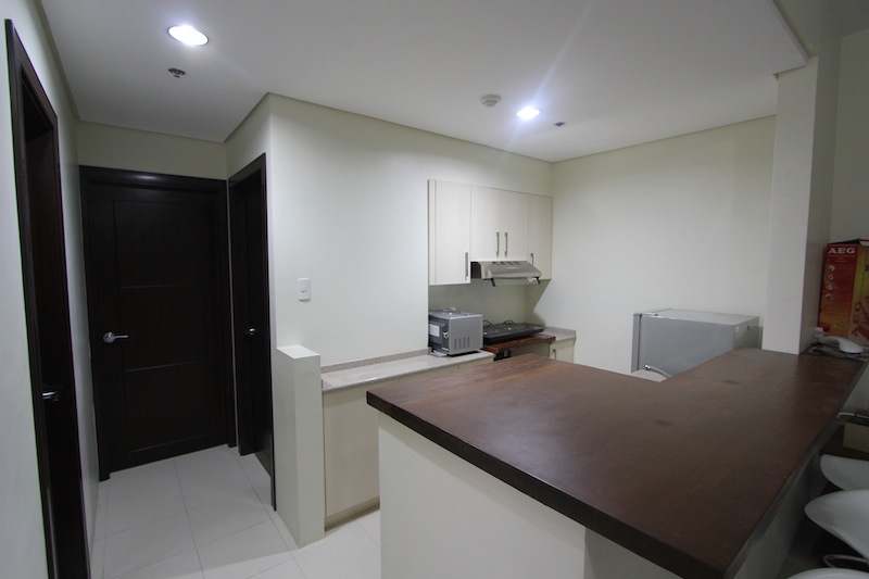 FOR SALE: Apartment / Condo / Townhouse Manila Metropolitan Area > Paranaque 5