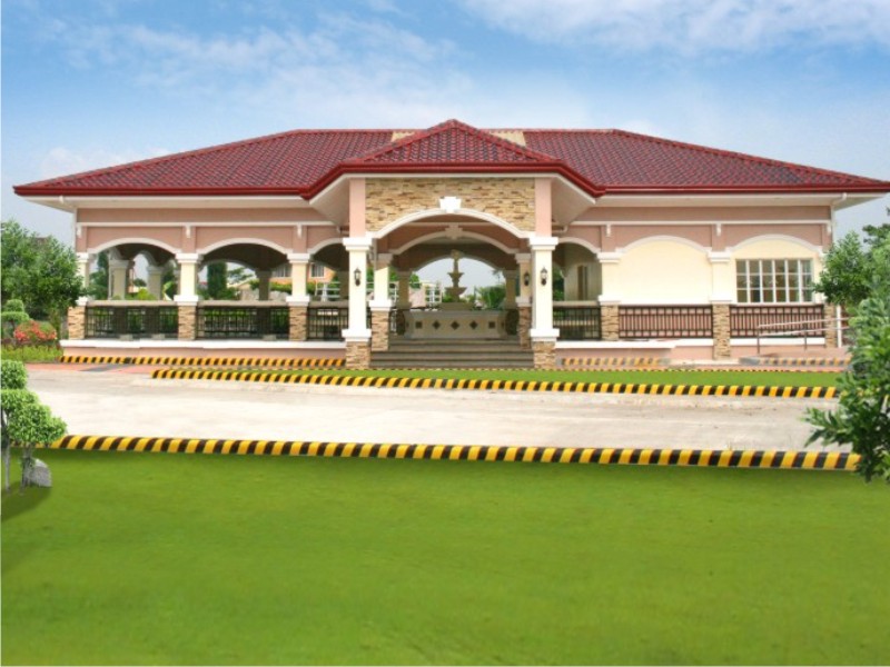 CLUB HOUSE