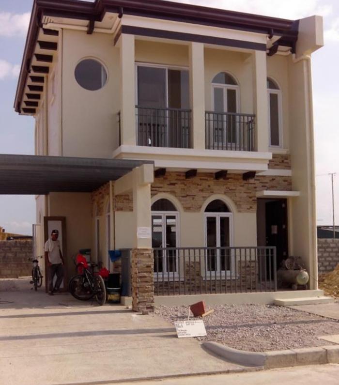 FOR SALE: House Cavite