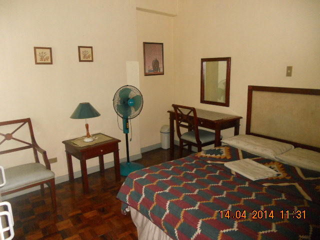 FOR RENT / LEASE: Apartment / Condo / Townhouse Manila Metropolitan Area > Makati 1