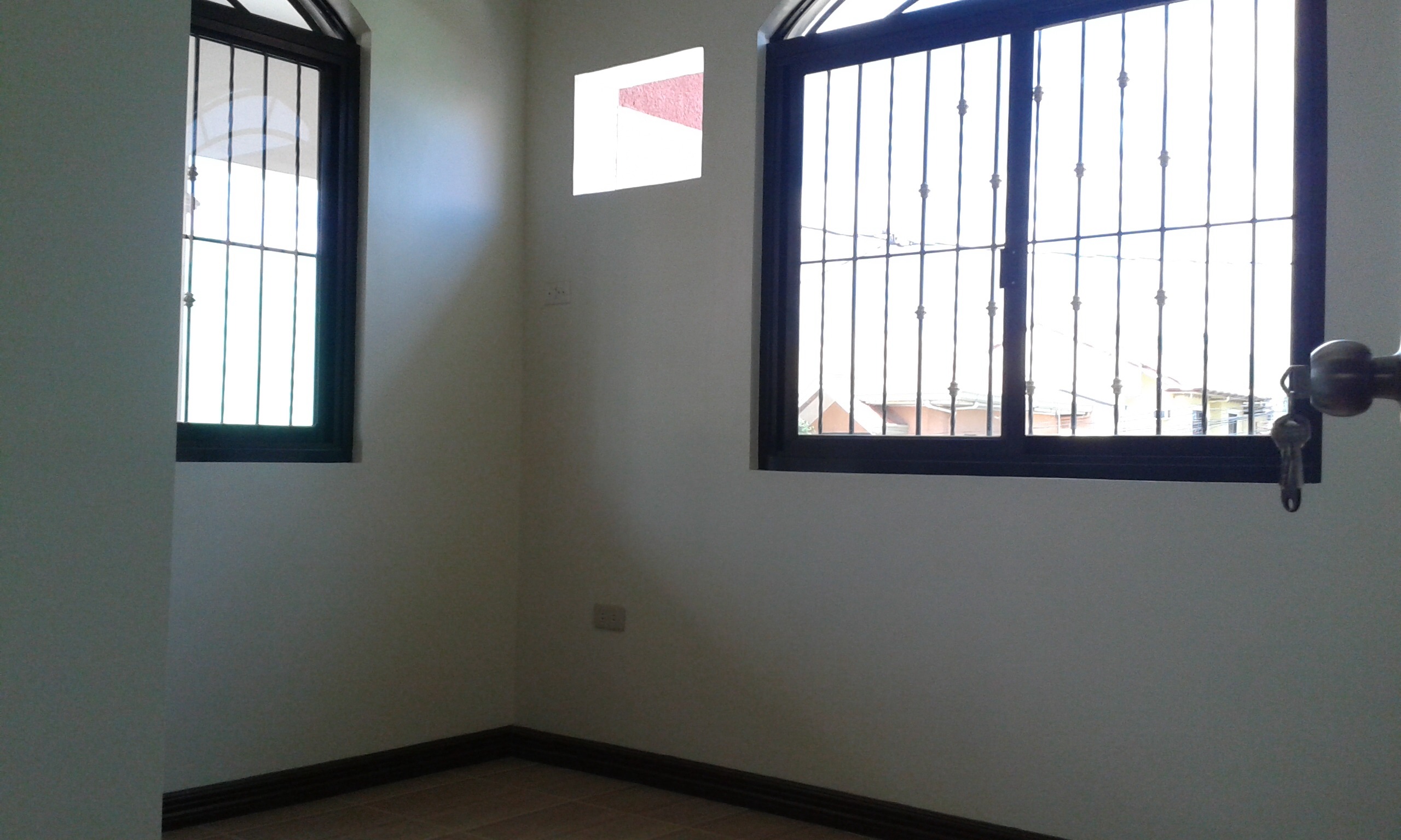 FOR SALE: House Cavite 22