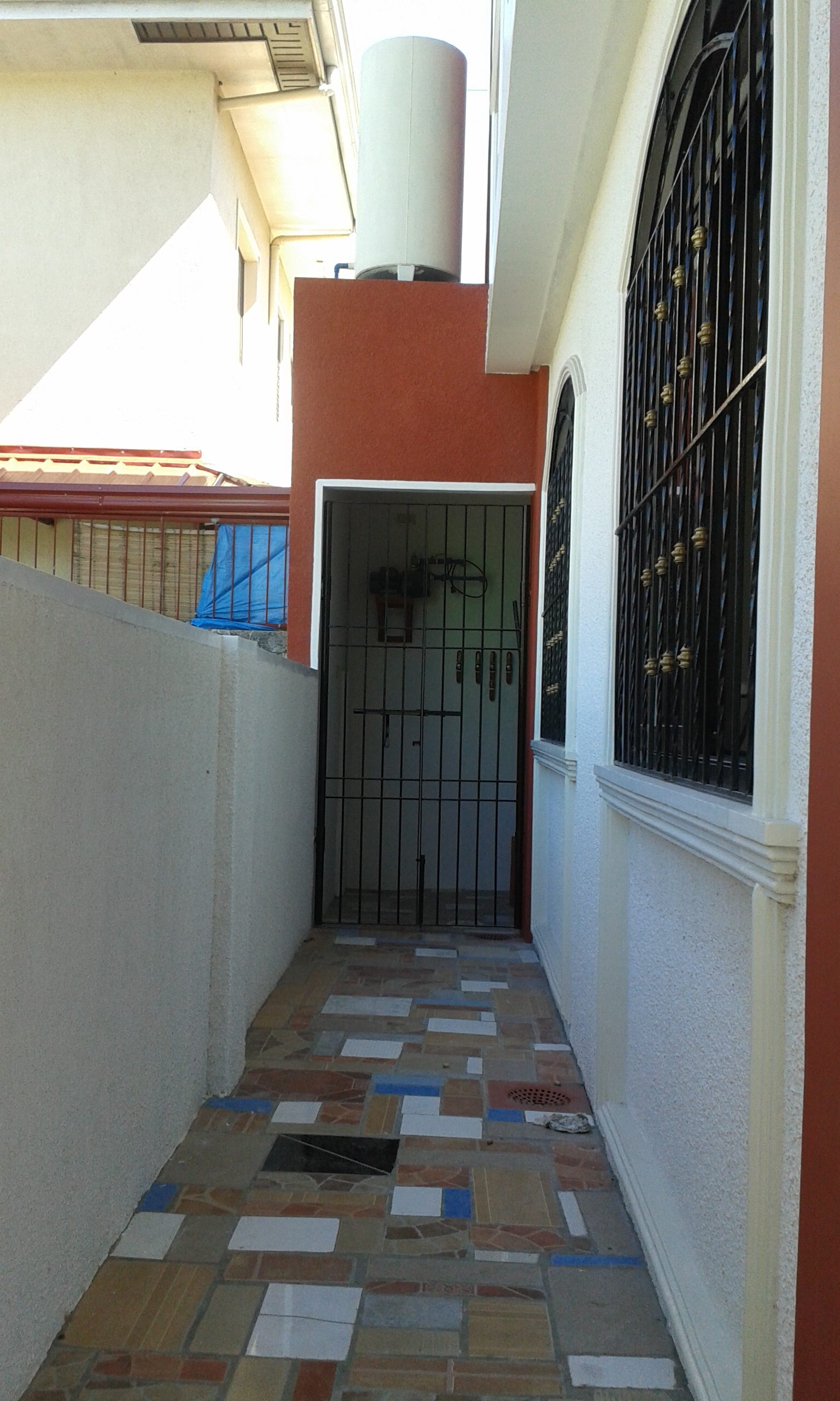 FOR SALE: House Cavite 31