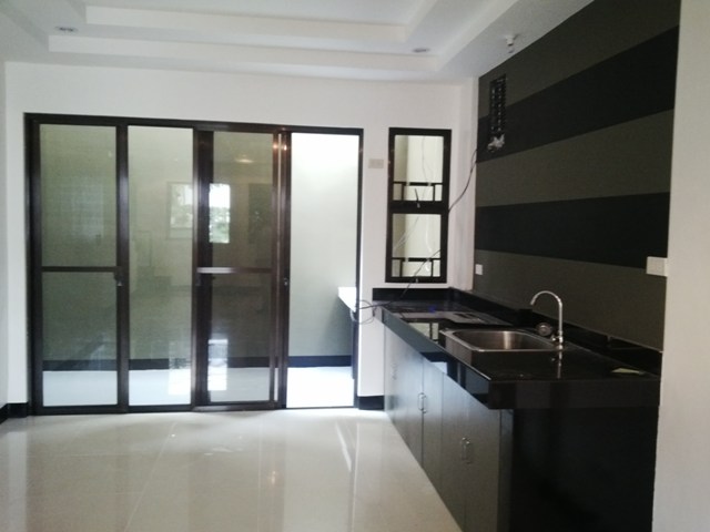 FOR SALE: House Manila Metropolitan Area > Quezon 2