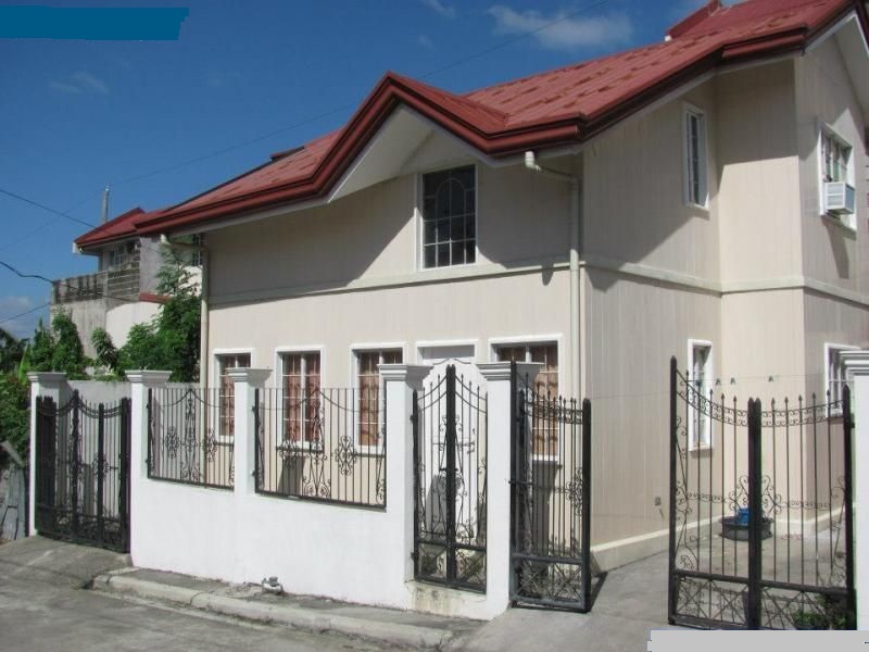 FOR SALE: House Laguna 1