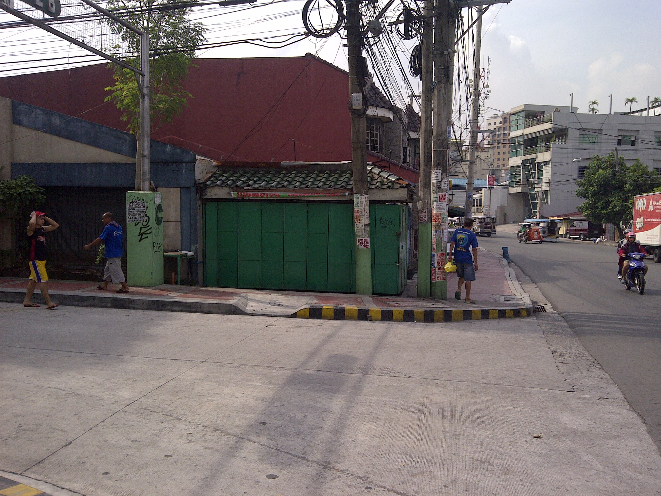 FOR SALE: Office / Commercial / Industrial Manila Metropolitan Area > Quezon 1