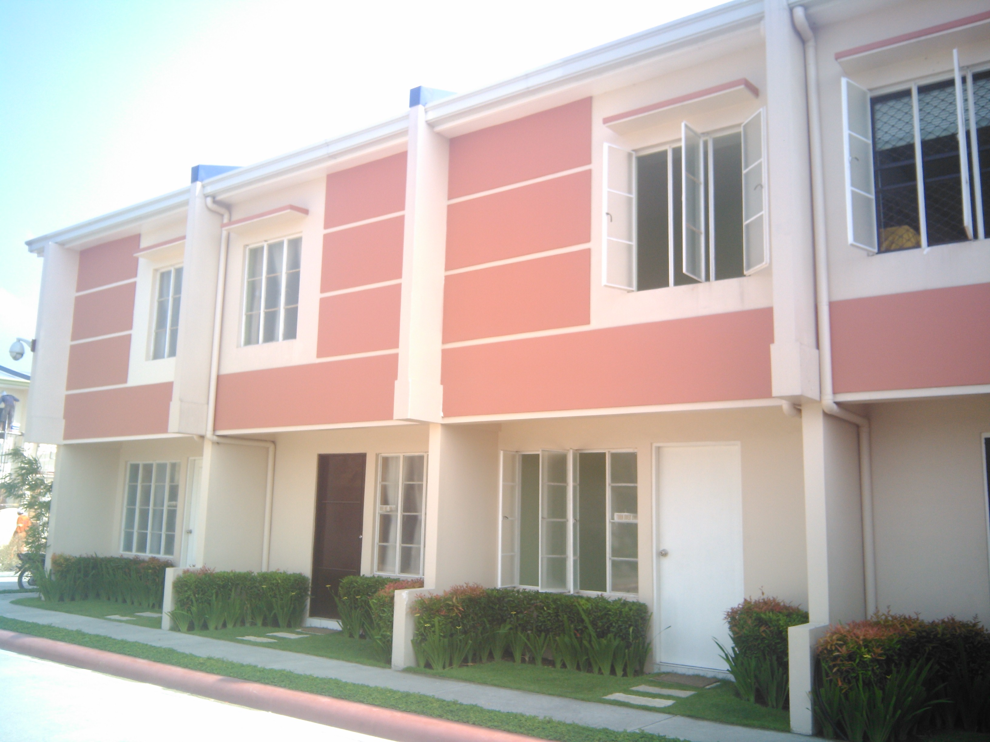 FOR SALE: Apartment / Condo / Townhouse Manila Metropolitan Area > Valenzuela