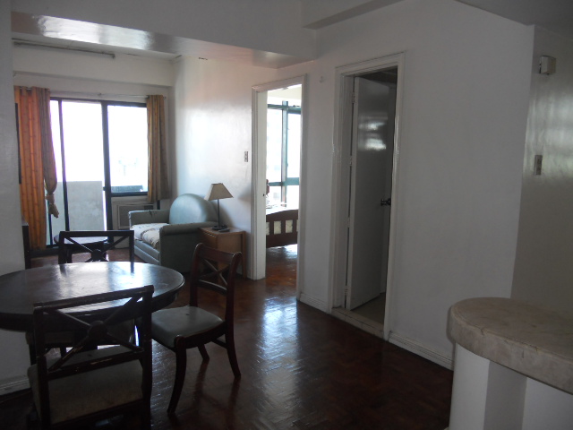 FOR RENT / LEASE: Apartment / Condo / Townhouse Manila Metropolitan Area > Makati 1