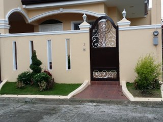 FOR SALE: House Manila Metropolitan Area > Paranaque 1