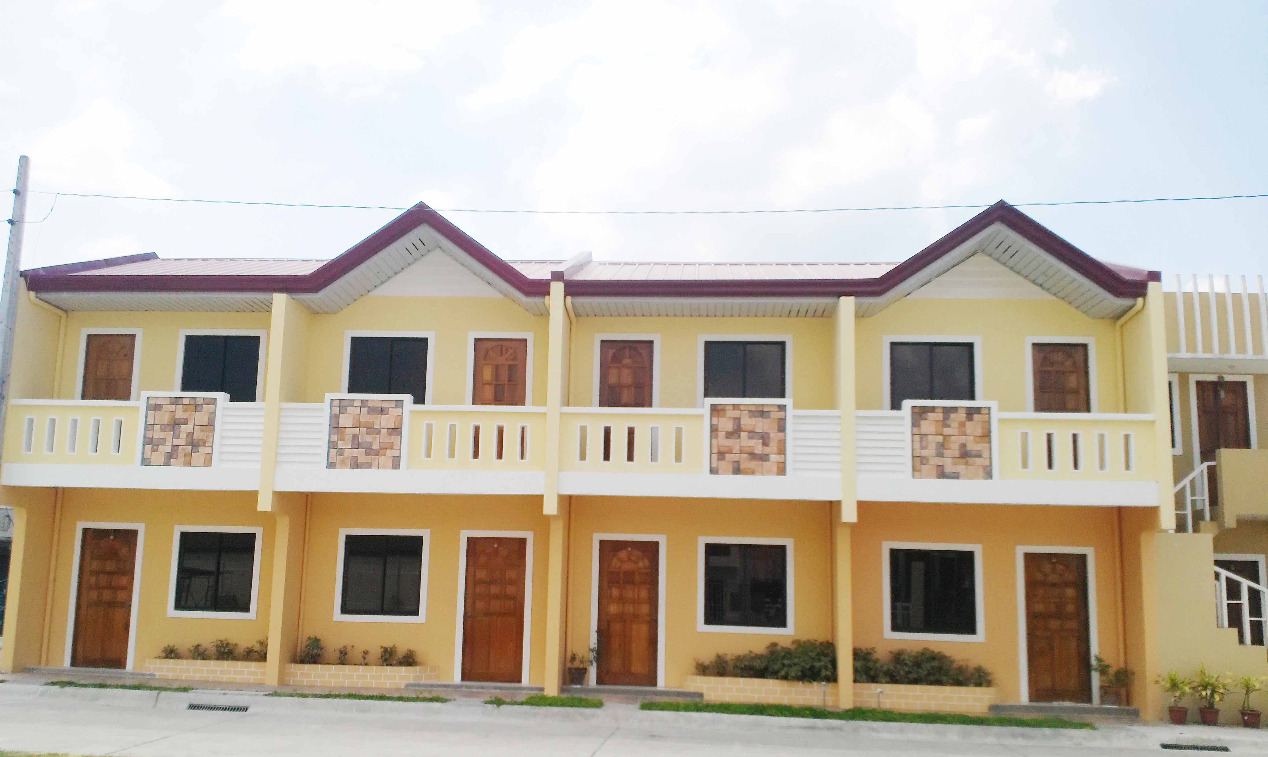 FOR SALE: House Zambales > Other areas