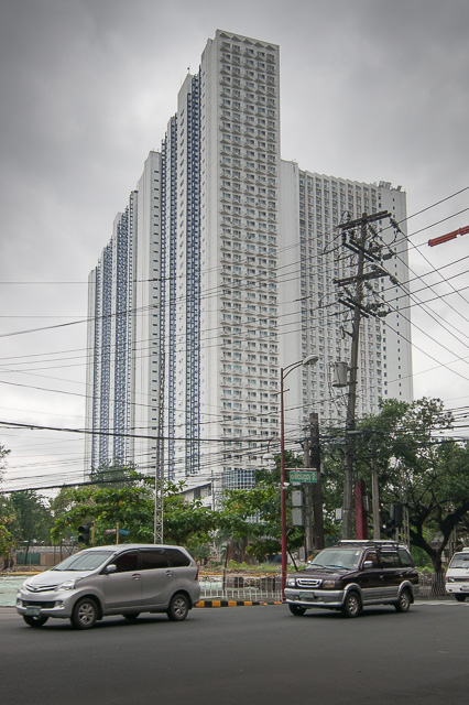 FOR RENT / LEASE: Apartment / Condo / Townhouse Manila Metropolitan Area > Makati 7