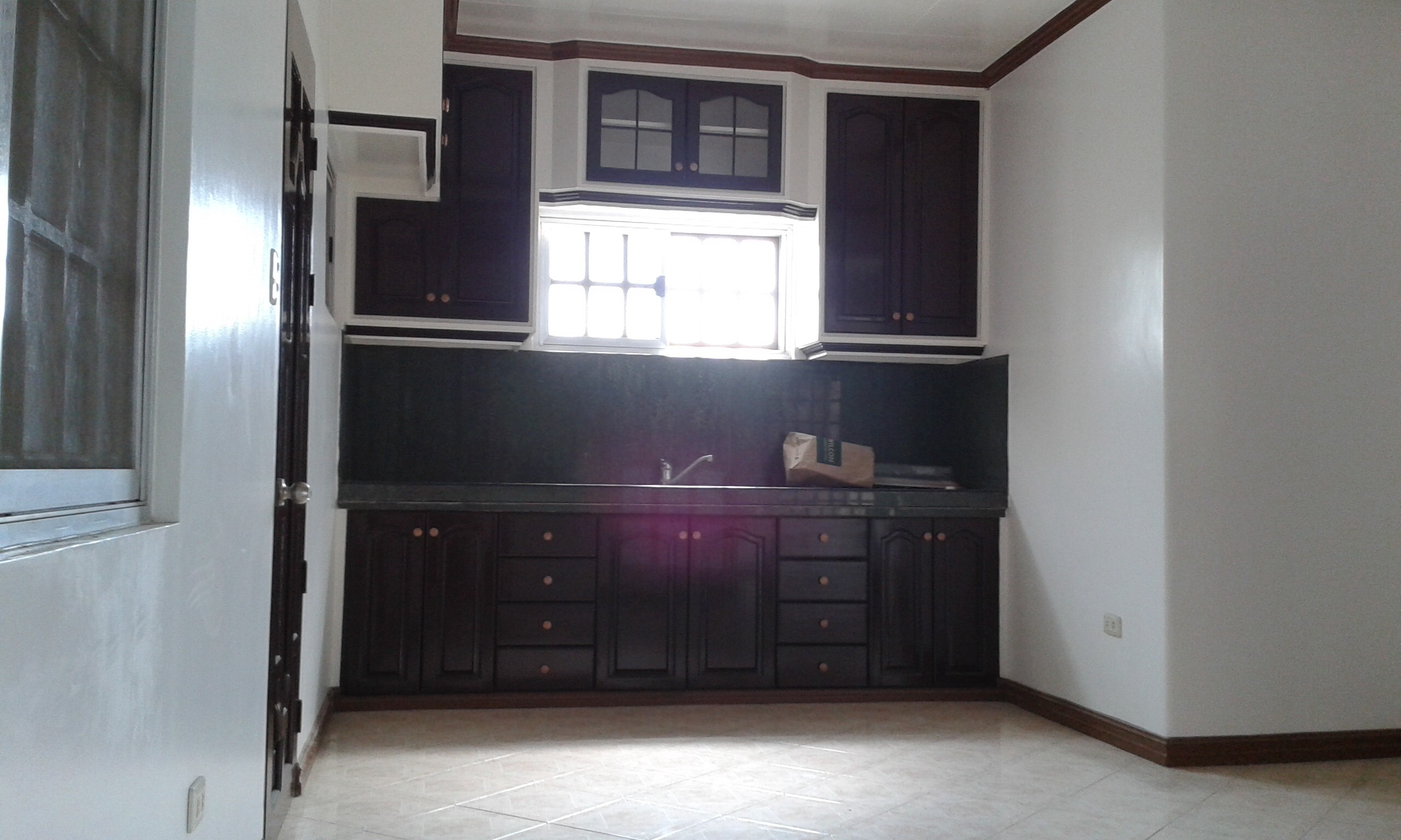 FOR SALE: House Cavite 8