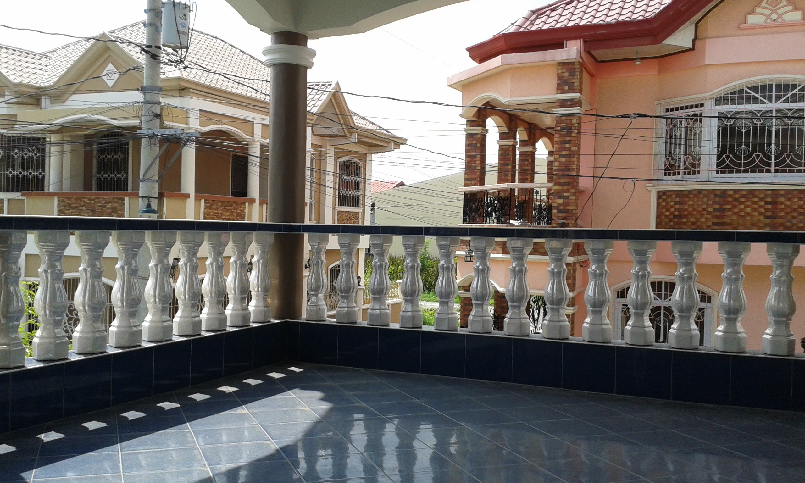 FOR SALE: House Cavite 17