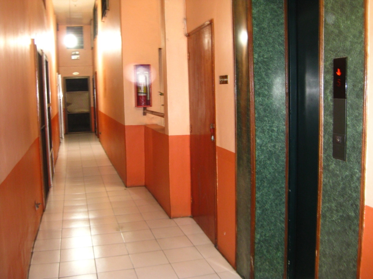 Elevator Lobby - http://www.renttoown.ph