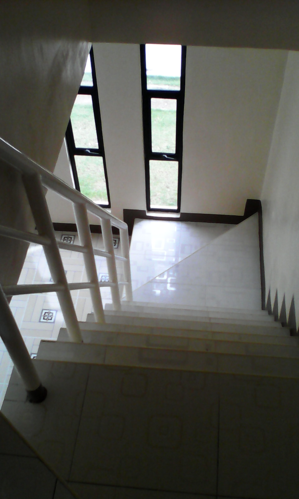 FOR RENT / LEASE: House Cebu > Mactan 4