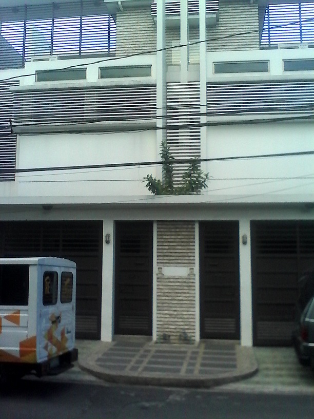 FOR SALE: Apartment / Condo / Townhouse Manila Metropolitan Area > Quezon