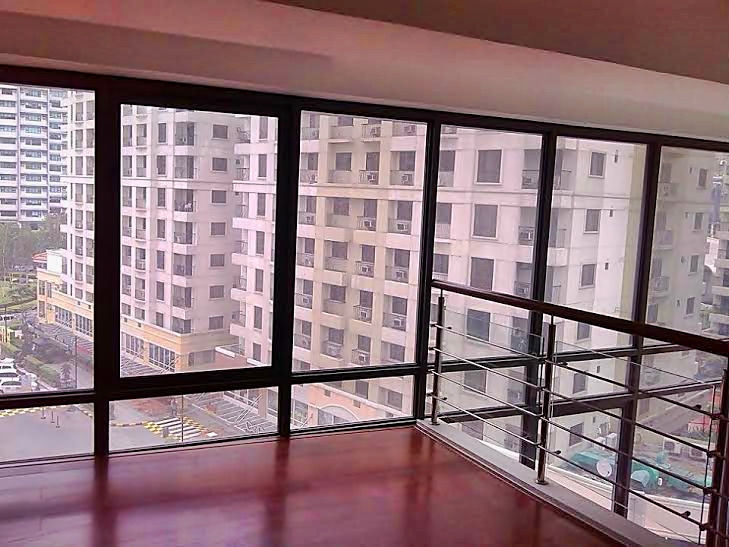 FOR SALE: Apartment / Condo / Townhouse Manila Metropolitan Area > Other areas