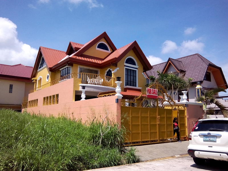 FOR SALE: House Cavite