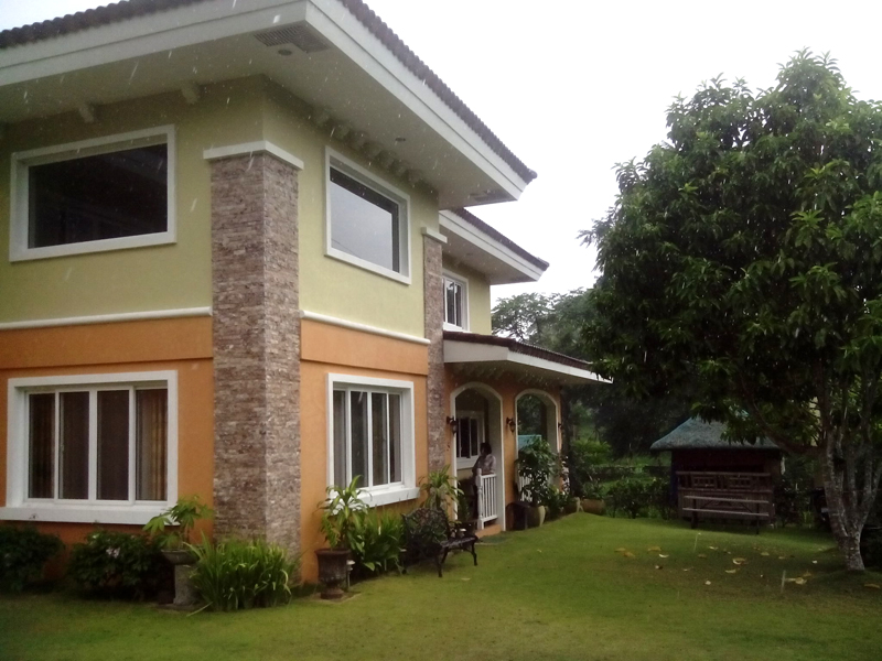FOR SALE: House Cavite 18