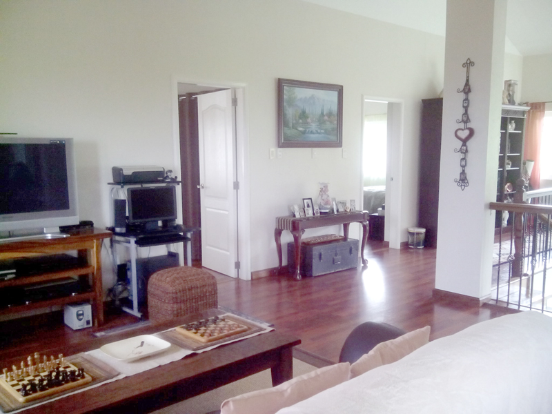 FOR SALE: House Cavite 8