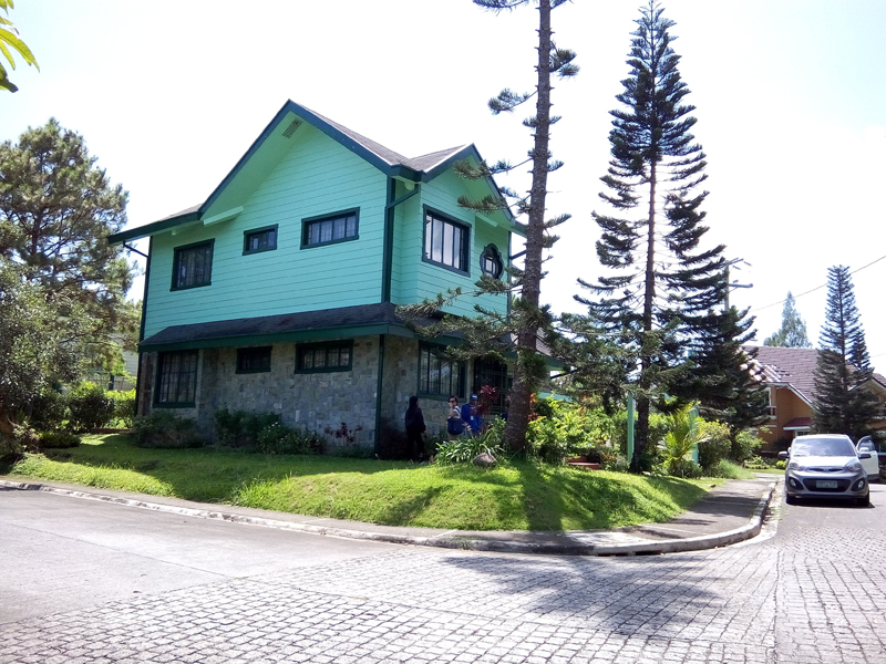 FOR SALE: House Cavite 1