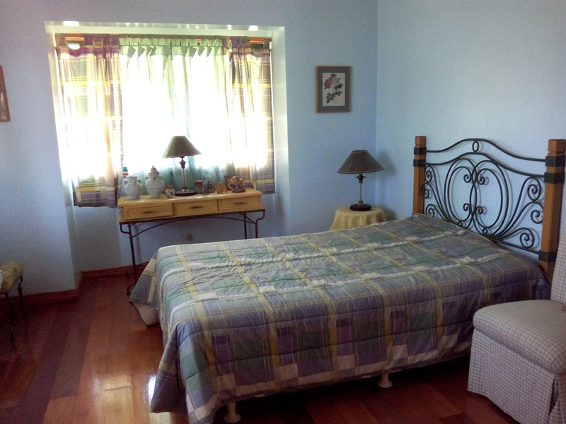 FOR SALE: House Cavite 8