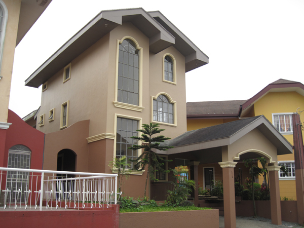FOR SALE: House Cavite 1