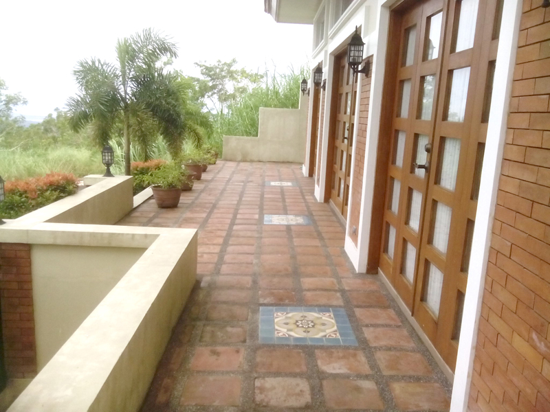 FOR SALE: House Cavite 10