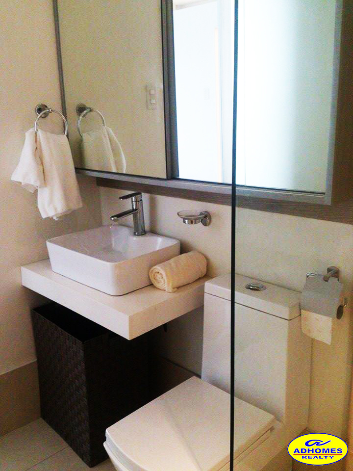 FOR SALE: Apartment / Condo / Townhouse Manila Metropolitan Area > Quezon 5