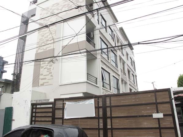 House in Cubao Q.C. at 6.672M