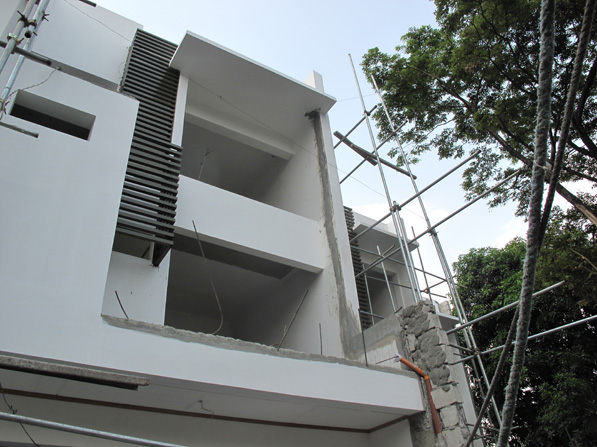 Fancy Townhouse in Don Antonio Commonwealth at 11.5M