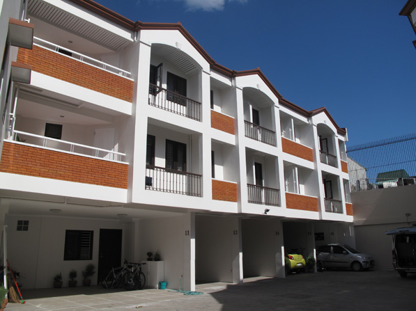 Sta Ana Affordable Townhouse at 5.4M