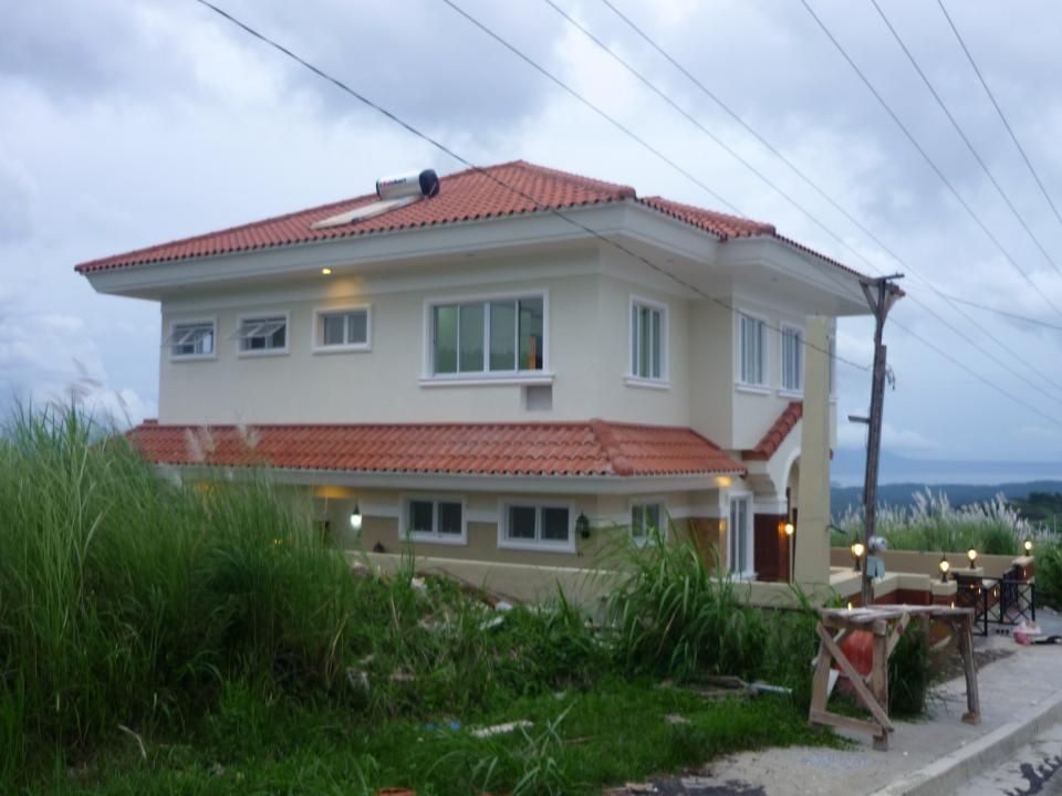 FOR SALE: House Tagaytay 2