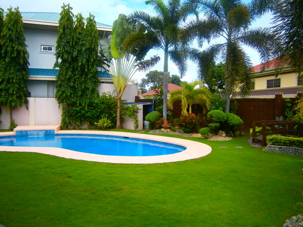 FOR SALE: House Pampanga > Angeles City 1